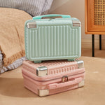 Matka Vanity Case