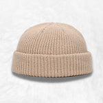 Beige Docker pipo