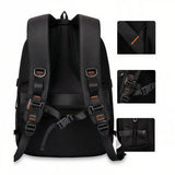 Ergonominen miesten reppu Oletusarvo Otsikko