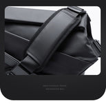 Iso vyölaukku miehille Medium