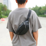 Käytännöllinen nahkavyölaukku