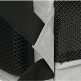 Kantolaukku kahdelle kissalle