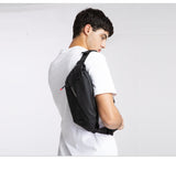 Kevyt ja vedenpitävä vyölaukku Oletusarvo Otsikko