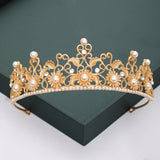 Kuningattaren kultainen tiara