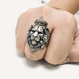 Leijona valtaistuin sormus