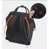 Mukava naisten reppu Musta