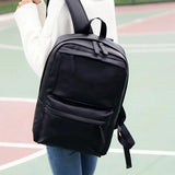 Muodikas naisten reppu