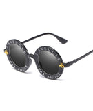 Muodikkaat aurinkolasit Musta