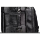 Musta nahkainen reppu Oletusarvo Otsikko