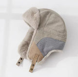 Nuorisotyylinen karvahattu