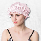 Pinkki silkkinen yömyssy