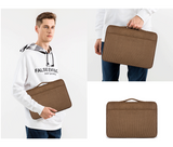 Ruskea kannet kotelo läppärille