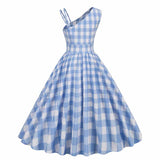 Ruutukuvioinen 50-luvun pin up -mekko