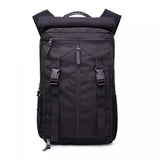 Trendikäs reppu Musta