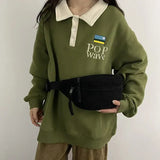 Trendikäs samettinen vyölaukku