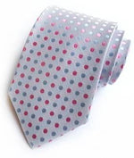 Valkoinen pilkullinen solmio