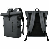 Vedenpitävä roll top -reppu